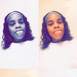 Meet your Posher, Malia